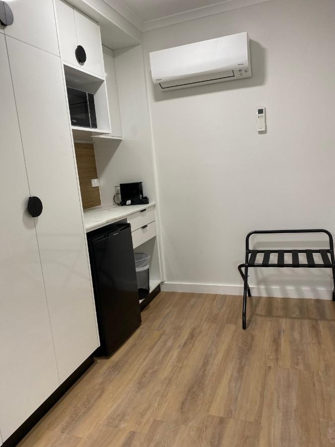 Cattlemans Country Motor Inn & Serviced Apartments Ντούμπο Εξωτερικό φωτογραφία